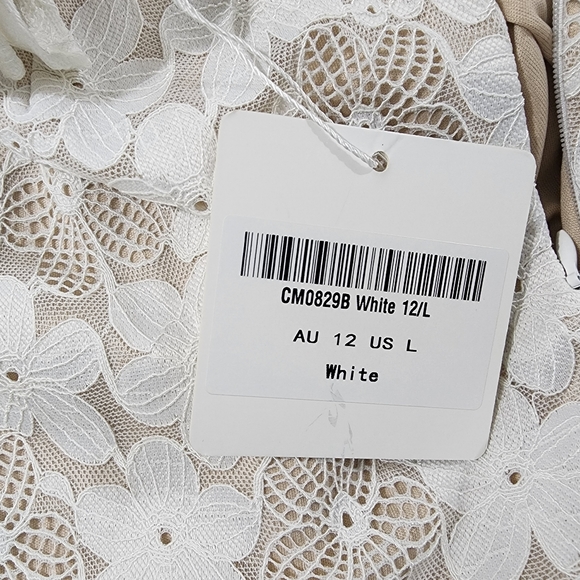 NWT Selfie Leslie Verona Off-Shoulder Lace ruffle Mini Dress size Large - Picture 9 of 15